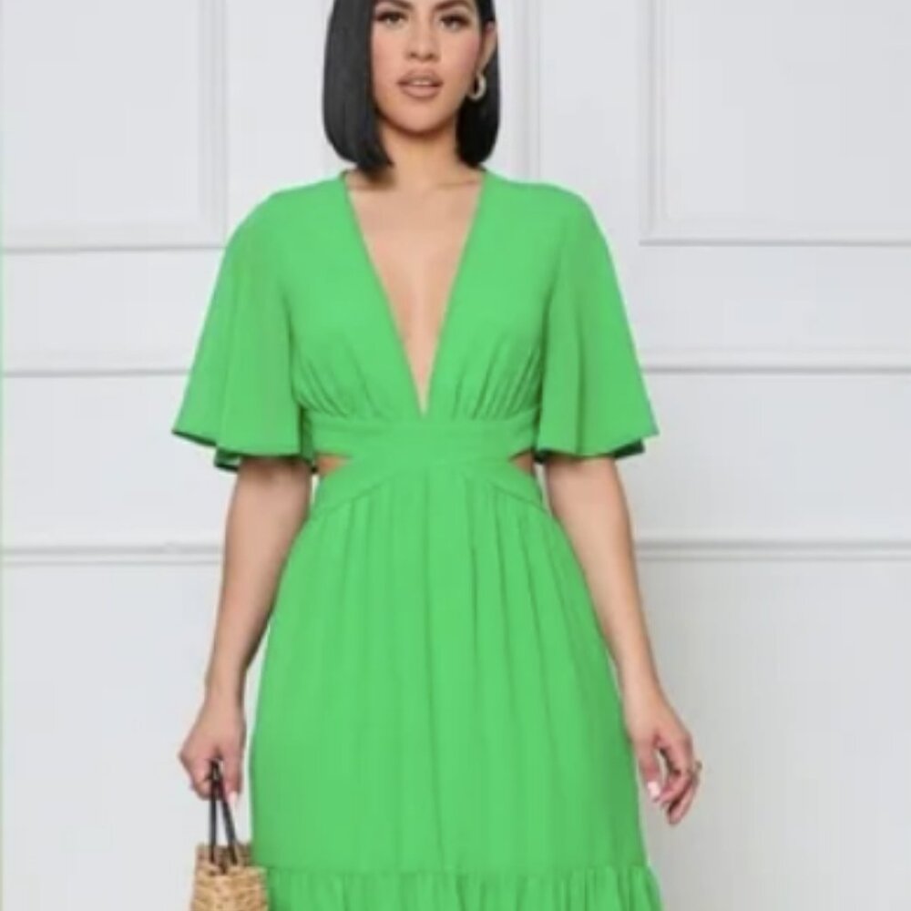 Elegant Green Maxi Dress